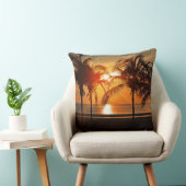 サンセットでビーチ、熱帯風景、ピルを投げる クッション (椅子)