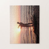 サンセットで石をスキップするパズル ジグソーパズル (縦)