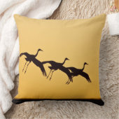 サンセットに着陸するサンドヒルクレーン クッション (ブランケット)