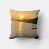 サンセットオレンジスカイ、海と山 クッション (裏面)