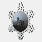 サンセットオン火星ズキュリオティローバー スノーフレークピューターオーナメント (右)