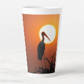 サンセットバードオンブランチ – 自然ウォールアート カフェラテマグ (正面)