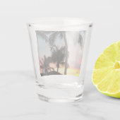 サンセットパームズトロピカルランドスケープ写真 ショットグラス (裏面)