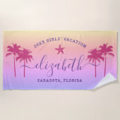 サンセットパームツリーズカスタムーパープルガールズバケーション ビーチタオル (正面)