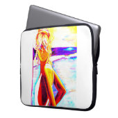 サンセットビーチガール ラップトップスリーブ (正面左)
