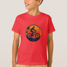 サンセットマウンテンバイクもしくは自転車に乗る人レトロアドベンチャーアート Tシャツ
