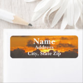 サンセット明るいオレンジ色の空の鮮やかな雲の夕日 ラベル (インサイチュ)