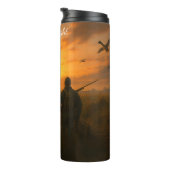 サンセット湿原でハンターとアヒル タンブラー (回転右)