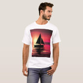 サンセット、海、セーリングボート Tシャツ (正面フル)