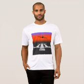 サンセット+飛行機+進入+滑走路+照明+航空 Tシャツ (正面フル)
