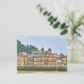 サンセバスチャン。ラ・コンチャ湾の景色。シーフロント ポストカード (スタンド正面)