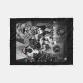 サンタおもしろいクロースCuとのクリスマスキャットドッグセルフィー フリースブランケット (正面(横))