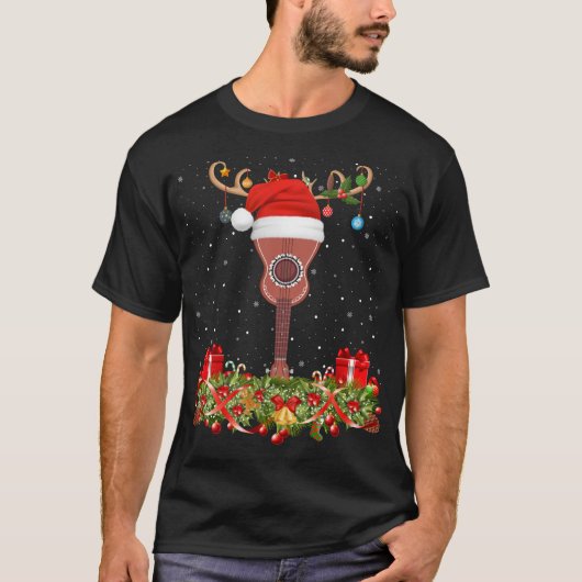 サンタおもしろいハットラインデアウクレレギタークリスマス Tシャツ (正面)