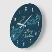 サンタおよび彼のトナカイのクリスマスの夜の空 ラージ壁時計 (傾斜)