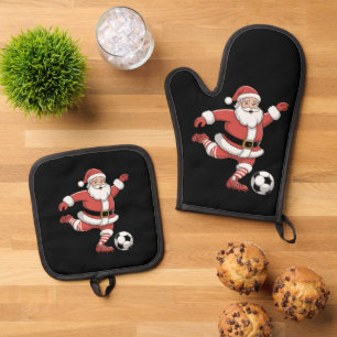 サンタがサッカーをする クリスマス スポーツ 鍋つかみ&鍋敷きセット
