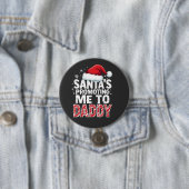 サンタがパパにクリスマスを祝ってくれて 缶バッジ (インサイチュ)