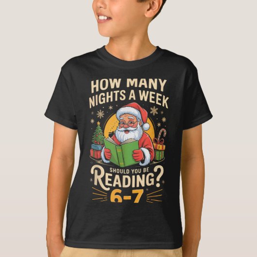 サンタが本を読む面白い67ミームTシャツ クリスマス 先生 Tシャツ (正面)