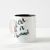 サンタが雪を降らす ツートーンマグカップ (正面左)