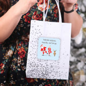 サンタさんがクロース&トナカイ夫人とヨガをしようとしている スクエアシール