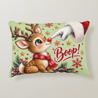 サンタとトナカイの鼻をぽん!かわいいクリスマス アクセントクッション