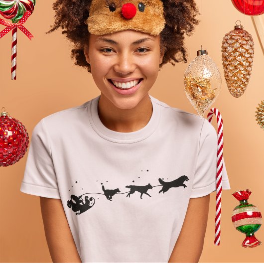 サンタとハスキーのシャドウクリスマス Tシャツ