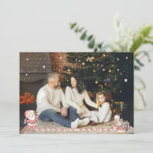 サンタとプレゼントの付いたパーソナライズされたクリスマスカード 招待状 (スタンド正面)