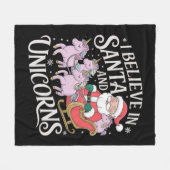 サンタとユニコ信じーズのクリスマスのクリスマスI フリースブランケット (正面(横))