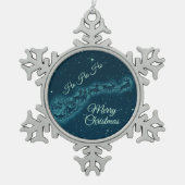 サンタと彼のトナカイのクリスマスナイトスカイ スノーフレークピューターオーナメント (正面)