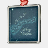 サンタと彼のトナカイのクリスマスナイトスカイ メタルオーナメント (左)