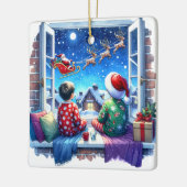 サンタのそりクリスマスイブを見ている子供たち セラミックオーナメント (左)
