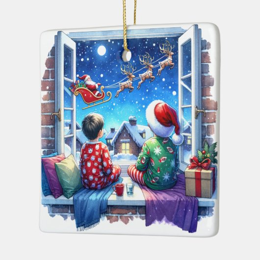 サンタのそりクリスマスイブを見ている子供たち セラミックオーナメント (左)