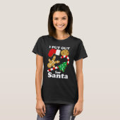 サンタのために準備してるよ 面白いクリスマス Tシャツ (正面フル)