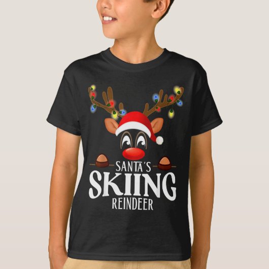 サンタのスキーするトナカイ 楽しいクリスマスのパジャマ Tシャツ (正面)