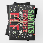 サンタのチアリーティングお気に入りの小妖精や小人ファミリーマッチング ラッピングペーパーシート (インサイチュ)