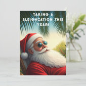 サンタの休暇– 面白いホリデーグリーティングカード シーズンカード (スタンド正面)