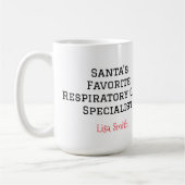 サンタの呼吸器ケアスペシャリストの名入れ コーヒーマグカップ (左)