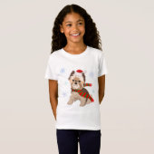 サンタの帽子と雪の結晶に囲まれた愛らしいクリスマスのヨーキーのデザイン Tシャツ (正面フル)