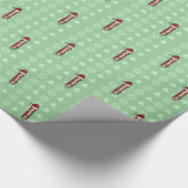 サンタの帽子のクリスマスを身に着けているベーコン ラッピングペーパー (角)