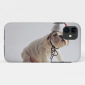 サンタの帽子を身に着けているブルドッグの子犬 Case-Mate iPhoneケース (裏面(横))