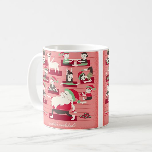 サンタの研修会のヨガのクリスマスのマグ コーヒーマグカップ (正面左)