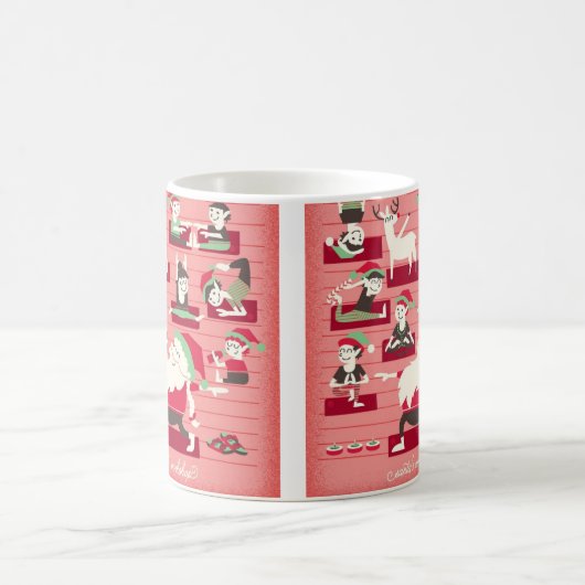 サンタの研修会のヨガのクリスマスのマグ コーヒーマグカップ (中央)