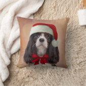 サンタの赤い帽子の無頓着なチャールズ王スパニエル犬 クッション (ブランケット)