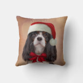 サンタの赤い帽子の無頓着なチャールズ王スパニエル犬 クッション (裏面)