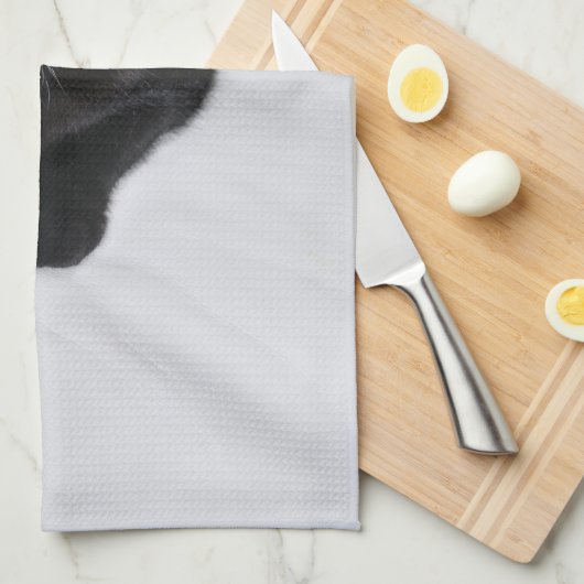 サンタの赤い帽子を持つ黒猫 キッチンタオル (四つ折り)