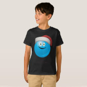 サンタの赤い帽子を身に着けている青いクリスマスのオーナメント Tシャツ (正面フル)