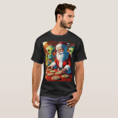 サンタを助けるエイリアン Tシャツ (正面フル)