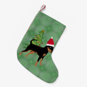 サンタカートゥーンブラックアンドタンミニチュアピンシャー スモールクリスマスストッキング (正面 (吊り時))