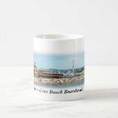 サンタクルスのビーチの遊歩道のパノラマ式の写真のマグ コーヒーマグカップ (中央)