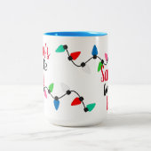 サンタクロースおもしろいヘルパークリスマスストリングライト ツートーンマグカップ (中央)