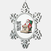 サンタクロースおもしろいリストいけなクリスマスデザイン スノーフレークピューターオーナメント (右)